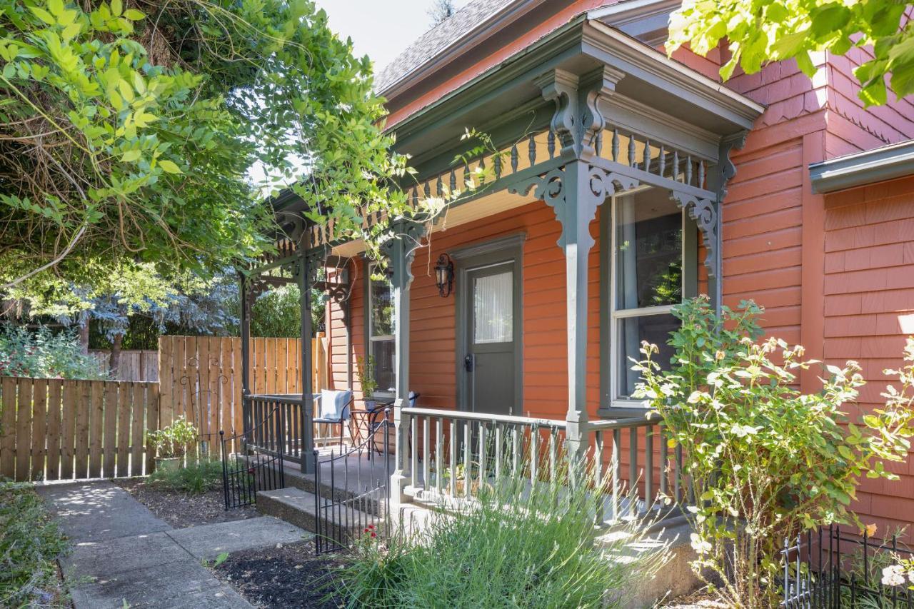 Wynkoop At Carlton: Taste Of Europe, Walk To Wineries, Dog Friendly Villa Eksteriør billede